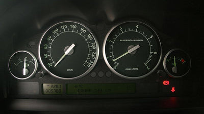 Pixel Issue and Bad Backlighting Repair for 2002-2006 Land/Range Rover